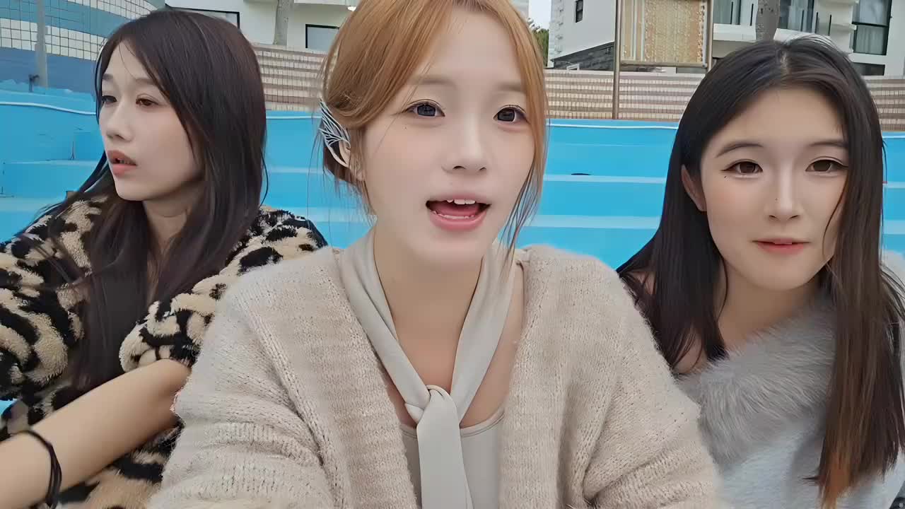 报告:带主播玩游戏