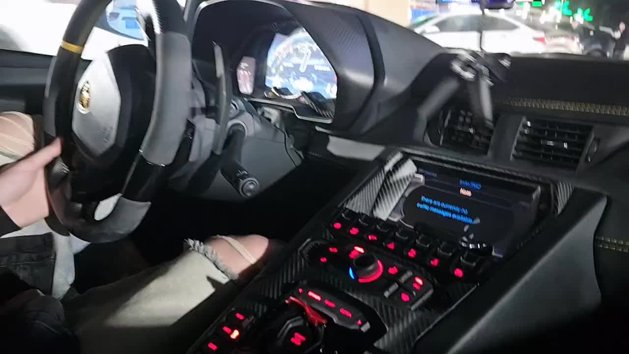 三亚喷火娃首秀